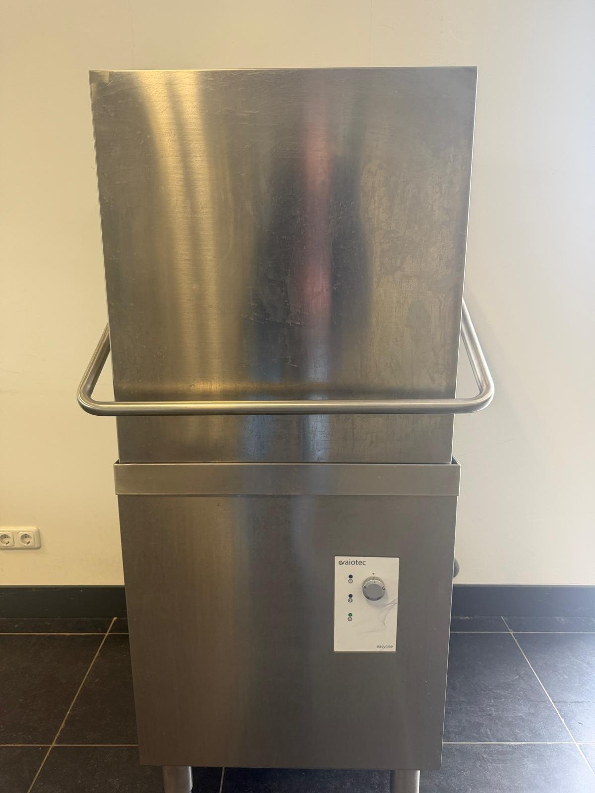 Vaiotec doorschuifvaatwasser met zeep en afvoerpomp